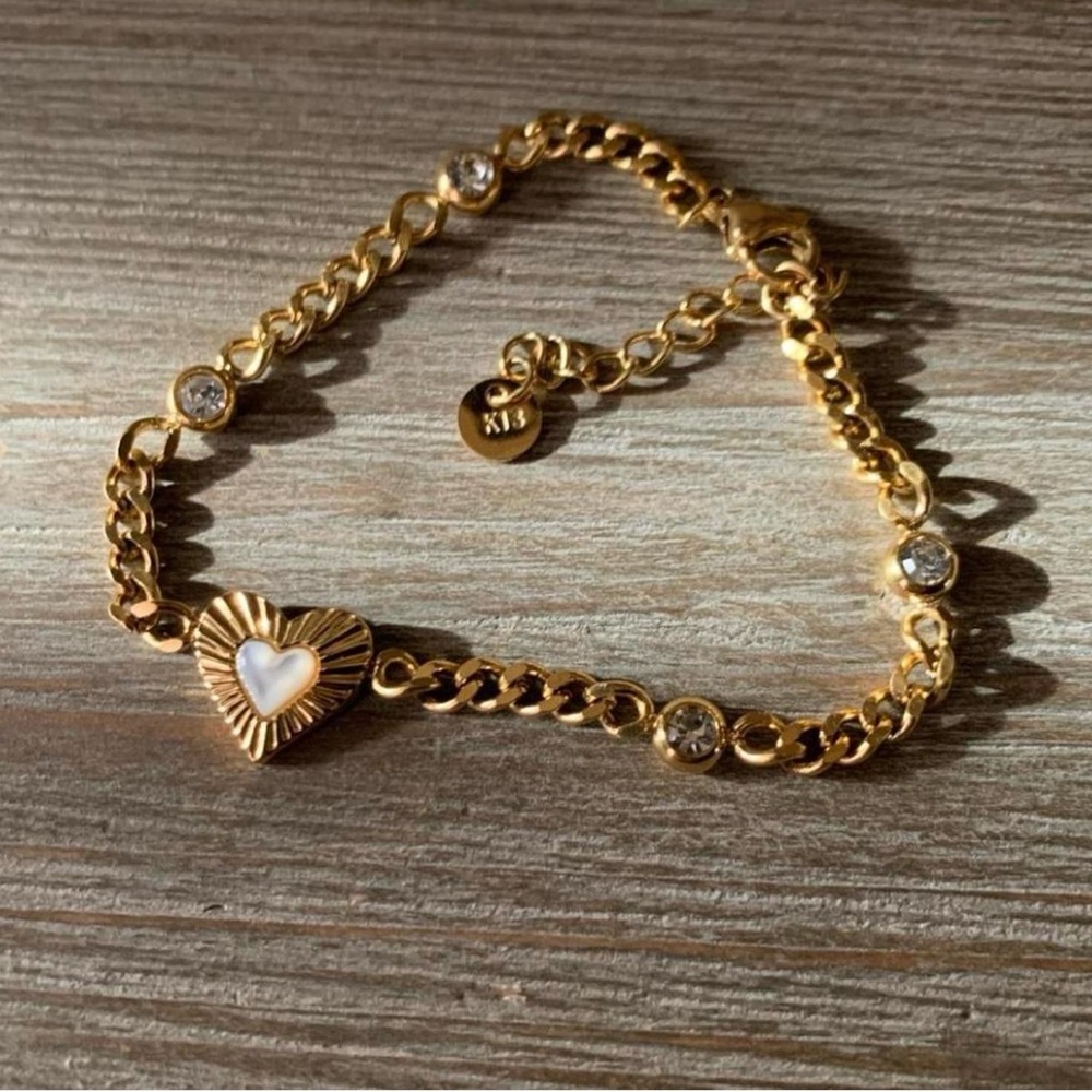 Gold Heart Charm Bracelet